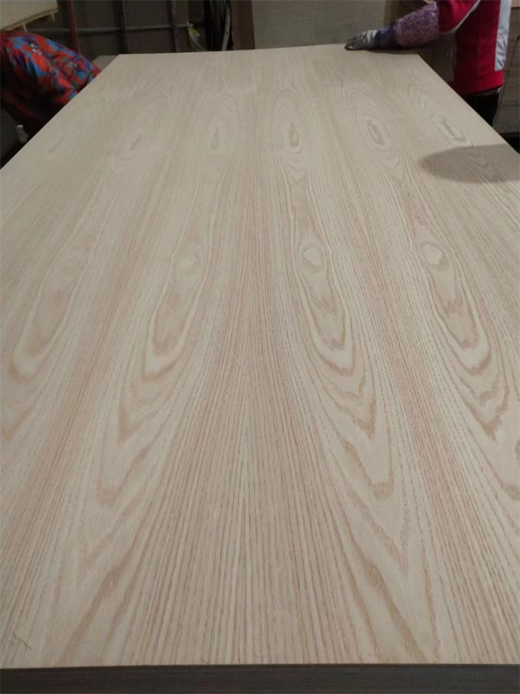 如何清洁新型建筑模板 如何清洁新型建筑模板