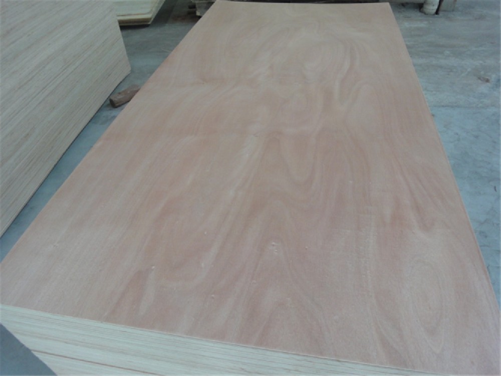 COMMERCIAL PLYWOOD
